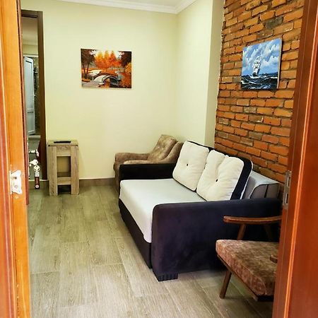 Guest House Agmashenebeli 229 Кобулеті Екстер'єр фото