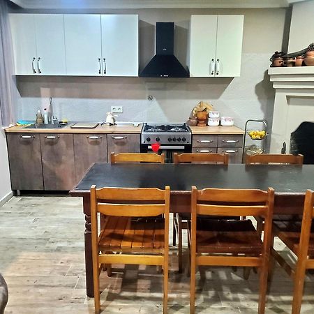 Guest House Agmashenebeli 229 Кобулеті Екстер'єр фото