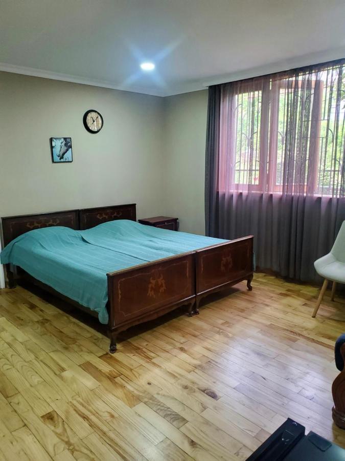 Guest House Agmashenebeli 229 Кобулеті Екстер'єр фото