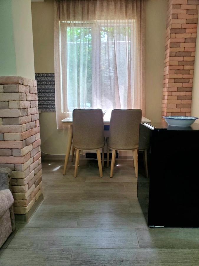 Guest House Agmashenebeli 229 Кобулеті Екстер'єр фото